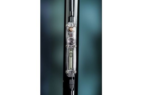 Pompka podłogowa z cyfrowym manometrem LEZYNE Digital Travel Floor Drive Black